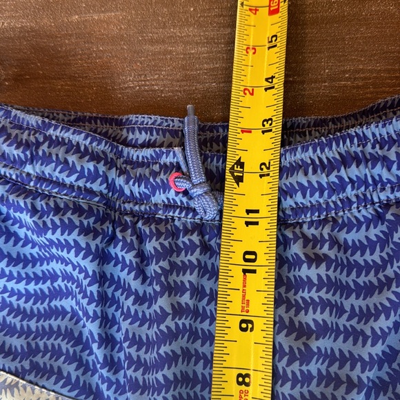 Vineyard Vines Boys' Pieced Chappy Swim Trunks Lined L 16 EUC Pocket Blue Pink - Picture 12 of 14